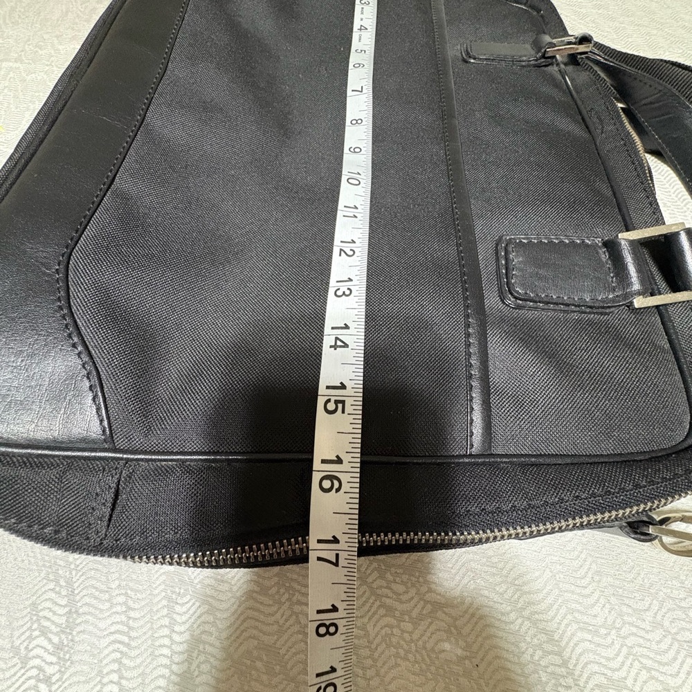 Jones Bootmaker University Briefcase - Picture 8 of 16